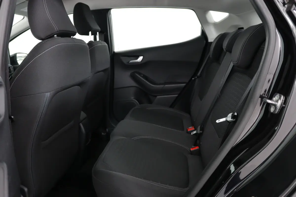 1.0 EcoBoost Titanium | Automaat! | Dealer Onderhouden! | Navi By App | Parkeersensoren | Cruise Control | Clima | Lichtmetalen Velgen