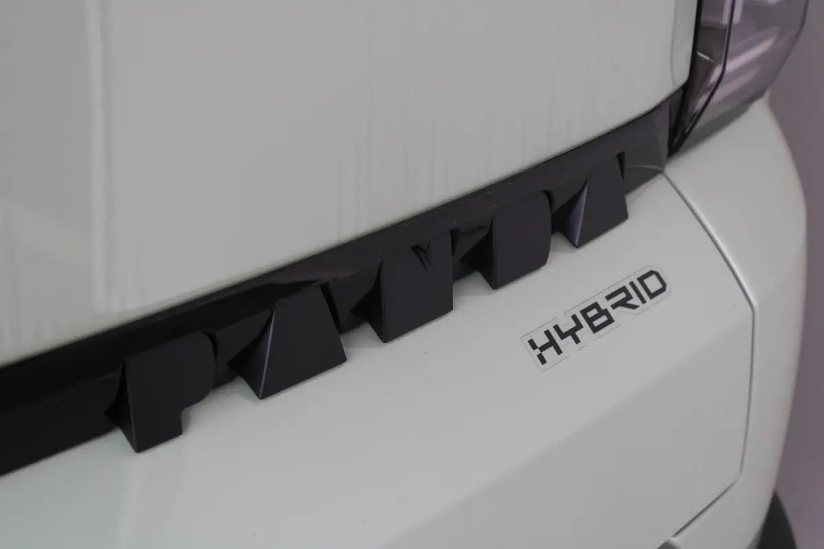 1.2 Hybrid ICON | 8 jaar garantie | Parkeersensoren Achter | Cruise control | Led verlichting