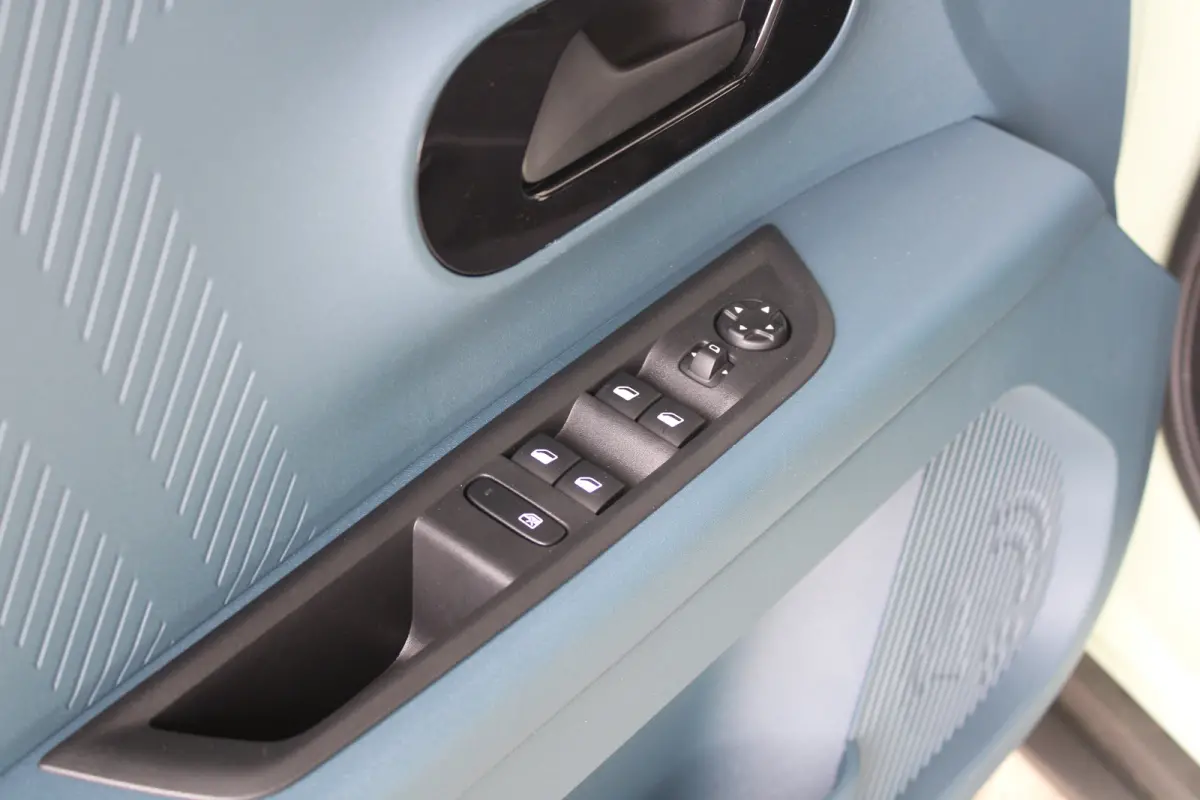 1.2 Hybrid ICON | 8 jaar garantie | Parkeersensoren Achter | Cruise control | Led verlichting