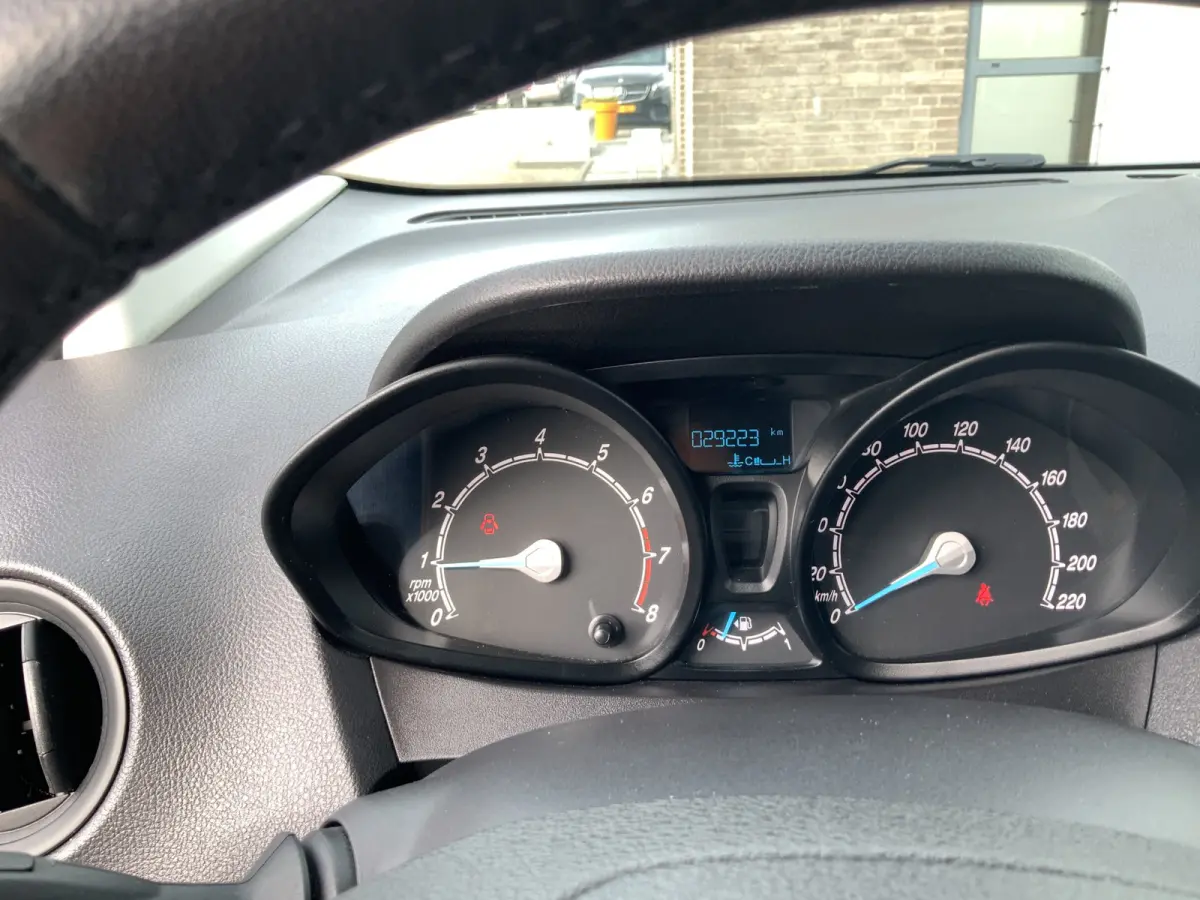1.0 Limited EcoBoost S&S BENZINE Airco Cruise Navi Trekhaak 850 kg Alu Velg Euro 6