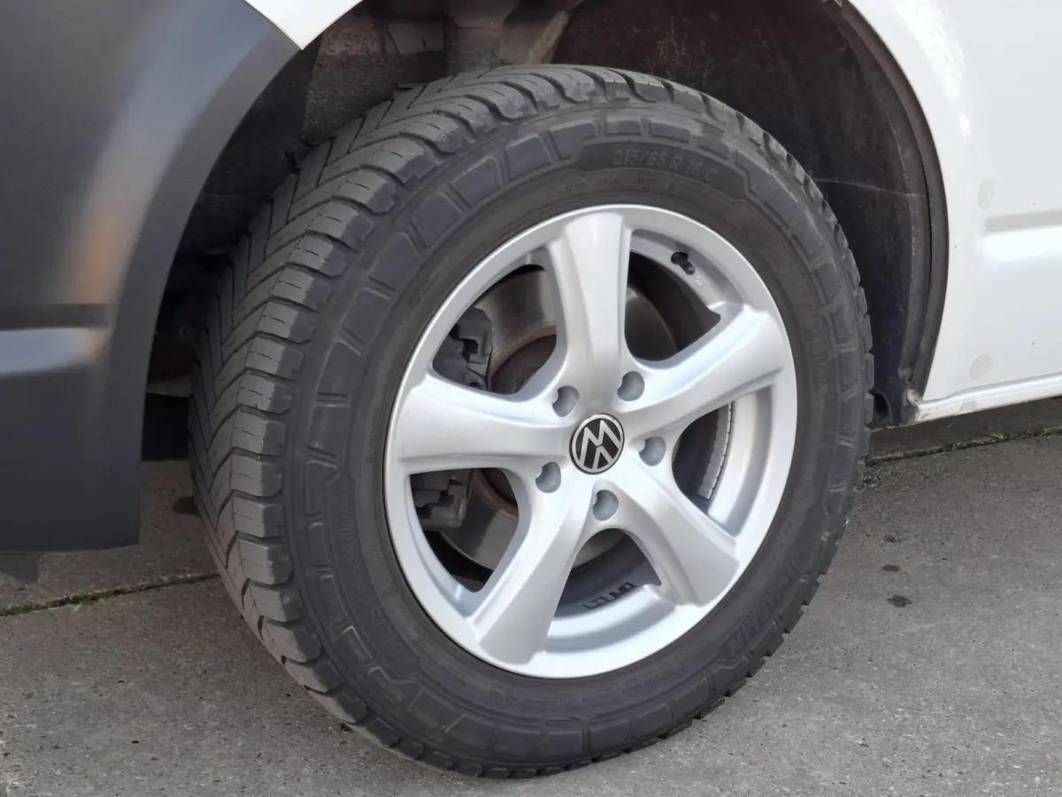 2.0 TDI L1H1 Highline AIRCO / TREKHAAK / 3 ZITS / EURO 6 / N.A.P