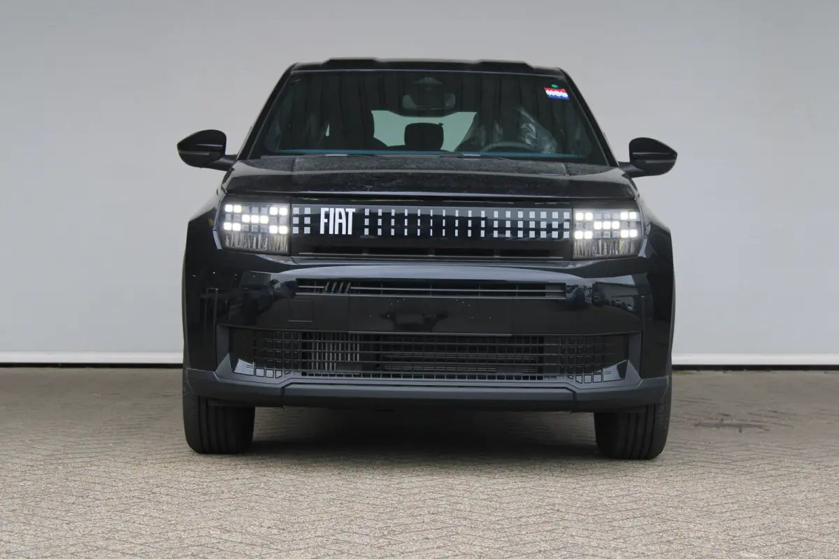 1.2 Hybrid ICON | 8 jaar garantie | Cruise control | Led verlichting | Apple carplay & Android auto |
