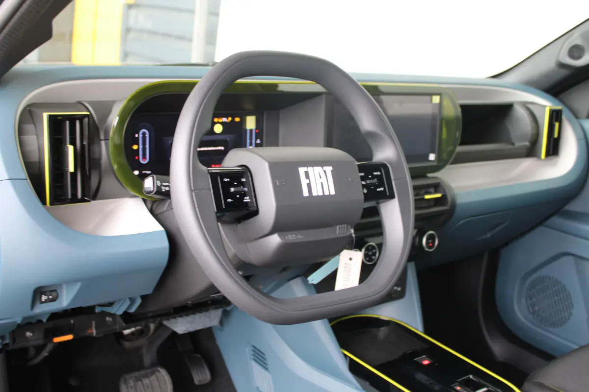 1.2 Hybrid ICON | 8 jaar garantie | Cruise control | Led verlichting | Apple carplay & Android auto |
