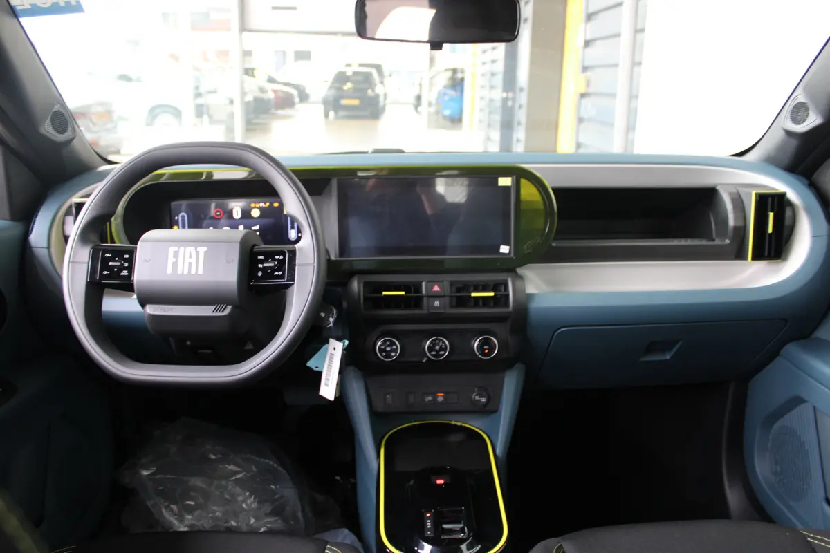 1.2 Hybrid ICON | 8 jaar garantie | Cruise control | Led verlichting | Apple carplay & Android auto |