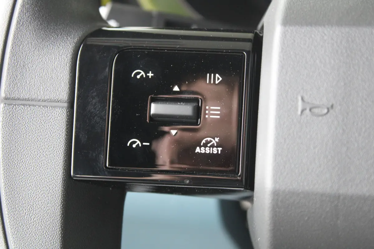 1.2 Hybrid ICON | 8 jaar garantie | Cruise control | Led verlichting | Apple carplay & Android auto |