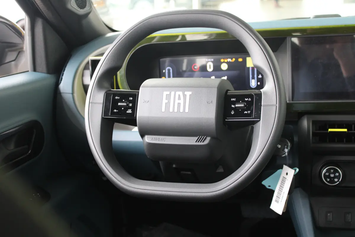 1.2 Hybrid ICON | 8 jaar garantie | Cruise control | Led verlichting | Apple carplay & Android auto |