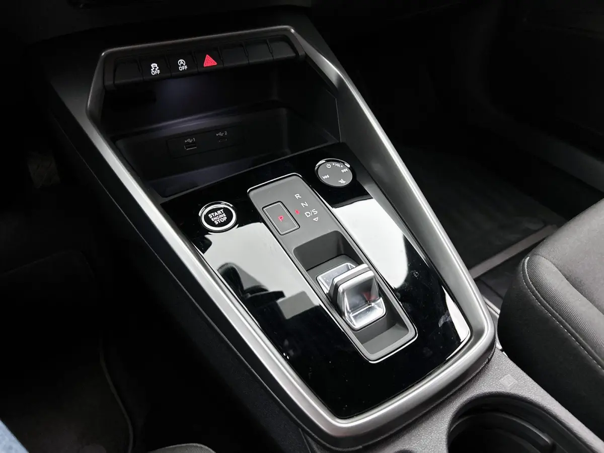 35 TFSI S edition | Navigatie | Cruise control | Airco | Stoelverwarming | Parkeersensoren |