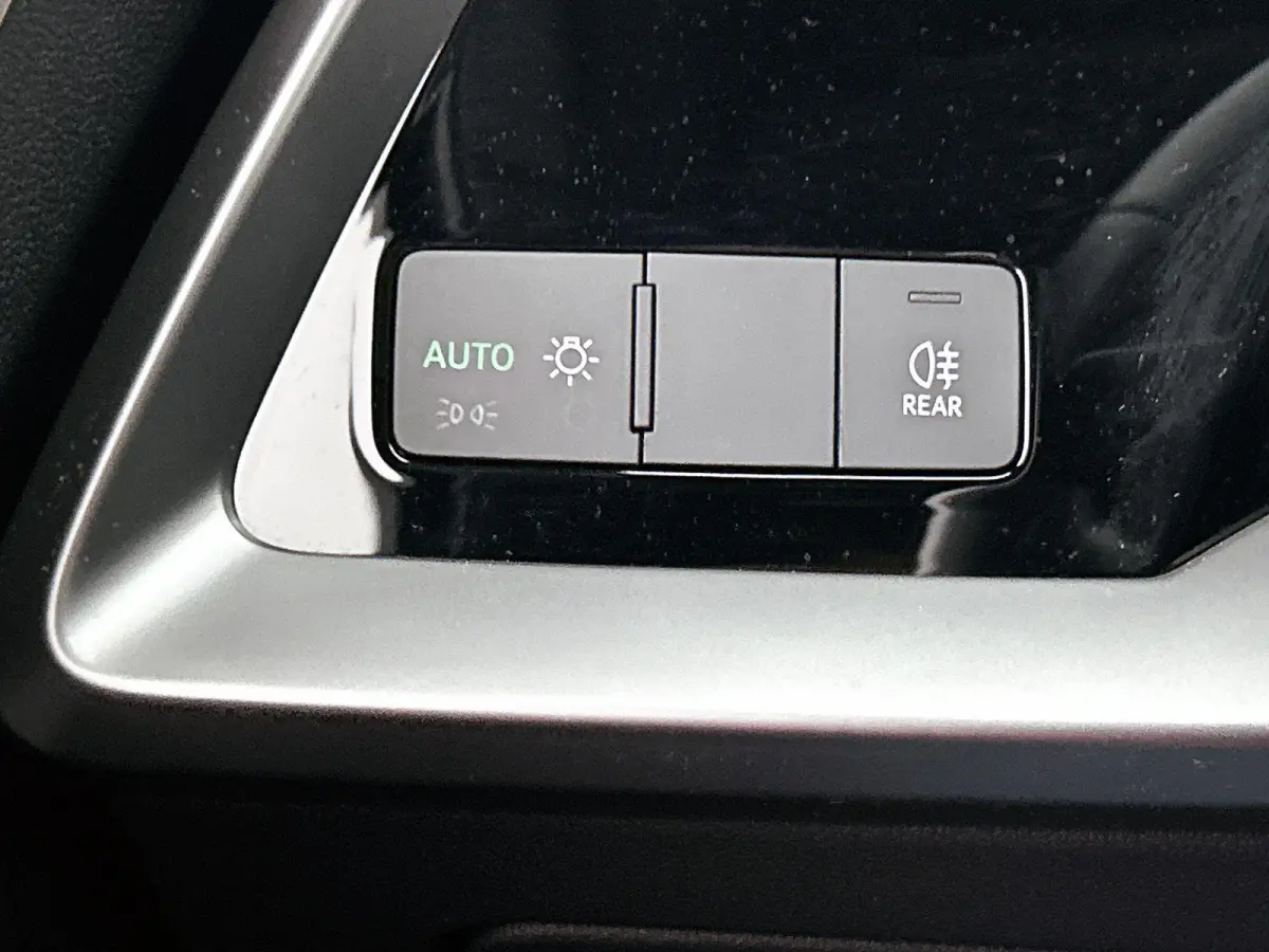 35 TFSI S edition | Navigatie | Cruise control | Airco | Stoelverwarming | Parkeersensoren |