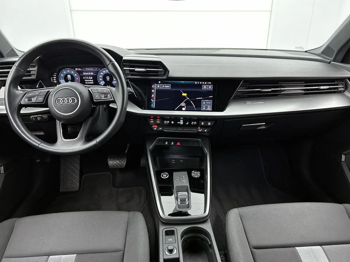 35 TFSI S edition | Navigatie | Cruise control | Airco | Stoelverwarming | Parkeersensoren |