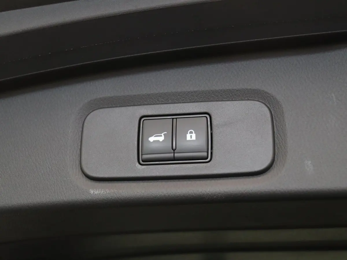 1.5 e-Power N-Connecta | Stoel, Stuur en Voorruitverwarming | Head-Up Display | Elektrische Achterklep | Rondom Camera |