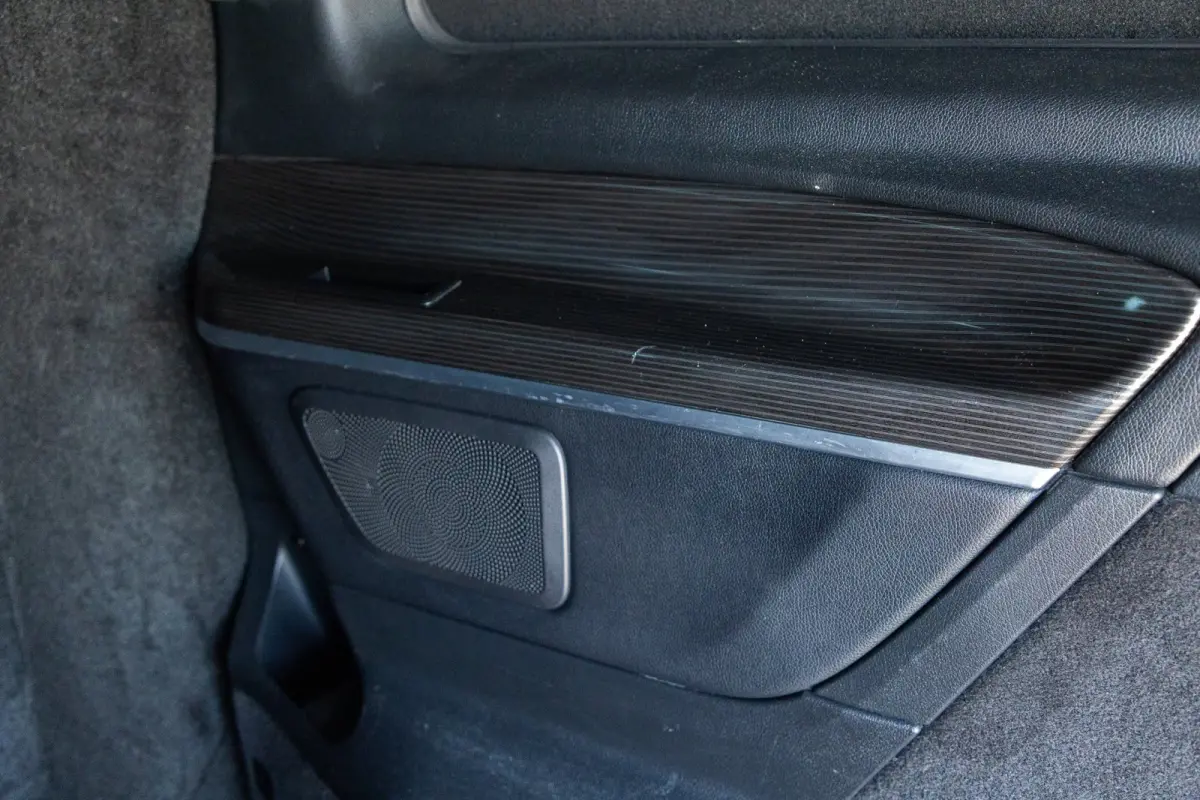 300d Lang DC Edition Led I 2 X Schuifdeur I Leder I Apple CarPlay I 19 Inch I Camera I Nette staat