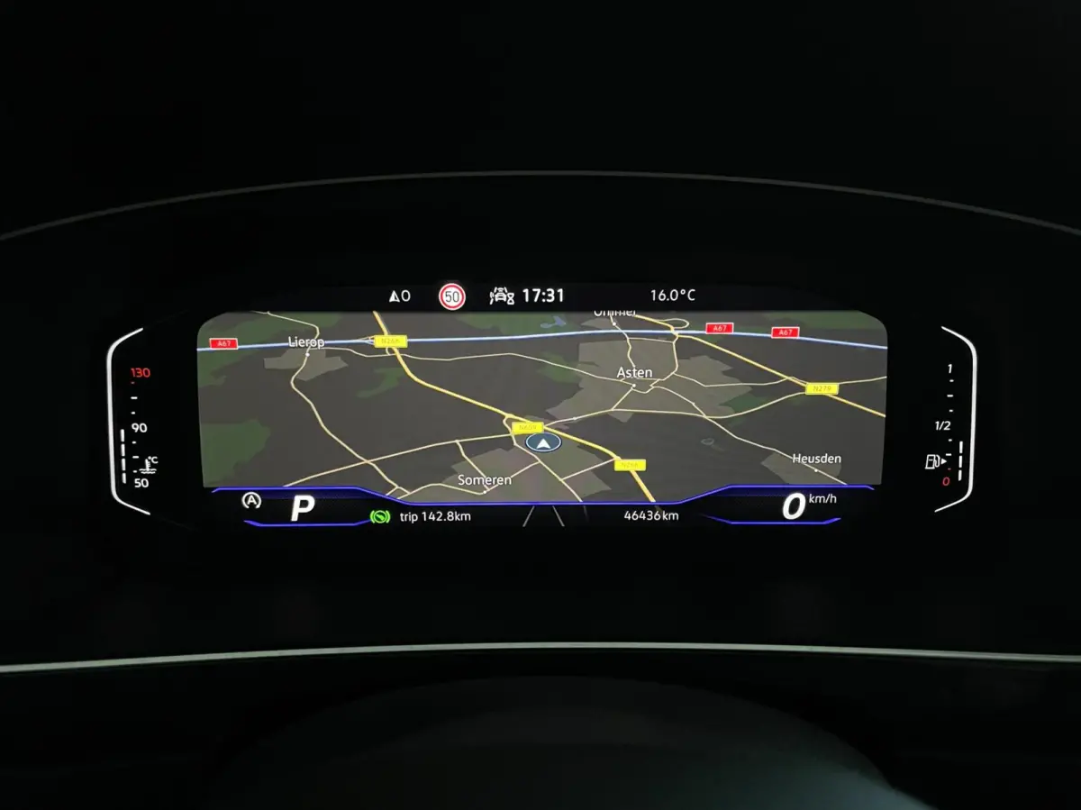 1.5 TSI R-Line Black Style/ Cam/ Keyless/ Matrix IQ