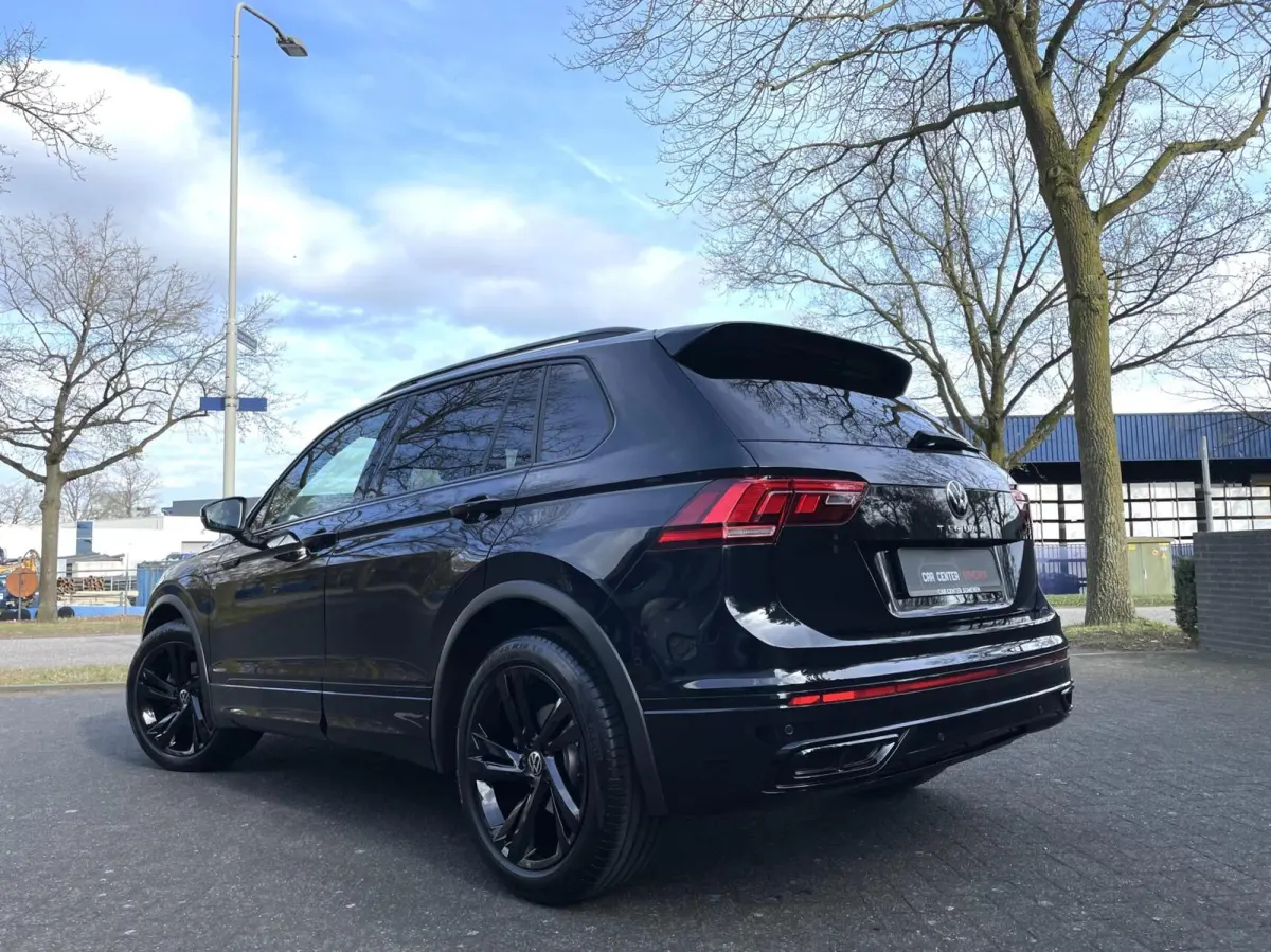 1.5 TSI R-Line Black Style/ Cam/ Keyless/ Matrix IQ