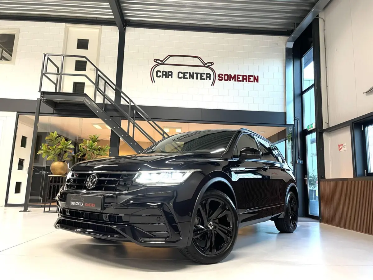 1.5 TSI R-Line Black Style/ Cam/ Keyless/ Matrix IQ
