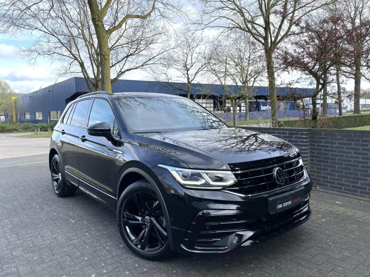 1.5 TSI R-Line Black Style/ Cam/ Keyless/ Matrix IQ