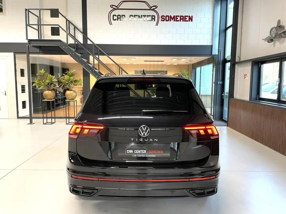 1.5 TSI R-Line Black Style/ Cam/ Keyless/ Matrix IQ