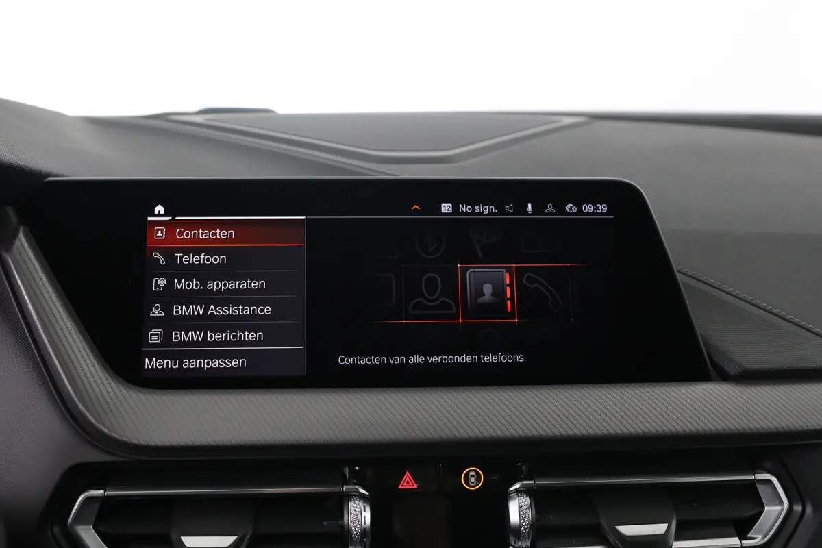 218i High Executive | 1e Eigenaar | M-Pakket | Harman/Kardon | Leder | LED | Sportstoelen | Sfeerverlichting | Navi | Clima | Stoelverwarming | Cruise | Parkeersensoren V+A | Lichtmetalen Ve