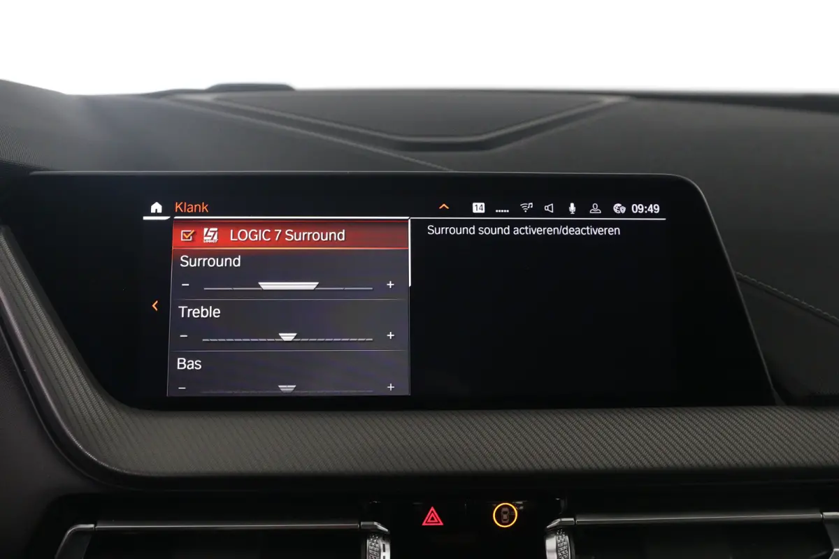 218i High Executive | 1e Eigenaar | M-Pakket | Harman/Kardon | Leder | LED | Sportstoelen | Sfeerverlichting | Navi | Clima | Stoelverwarming | Cruise | Parkeersensoren V+A | Lichtmetalen Ve