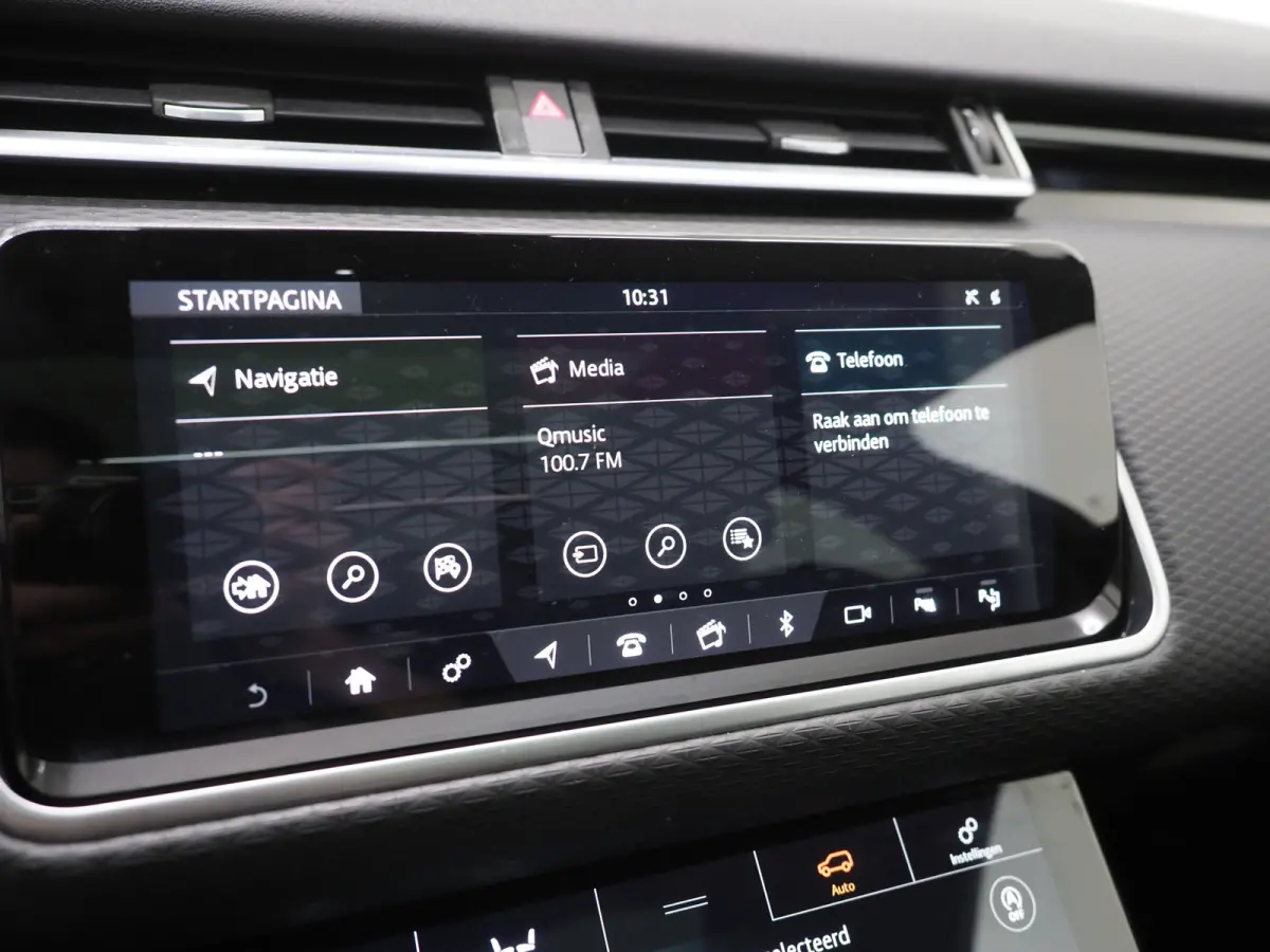 3.0 V6 AWD 300PK | NL Auto | Panoramadak | Luchtvering | 360 | Trekhaak | Meridian | Keyless | Carplay