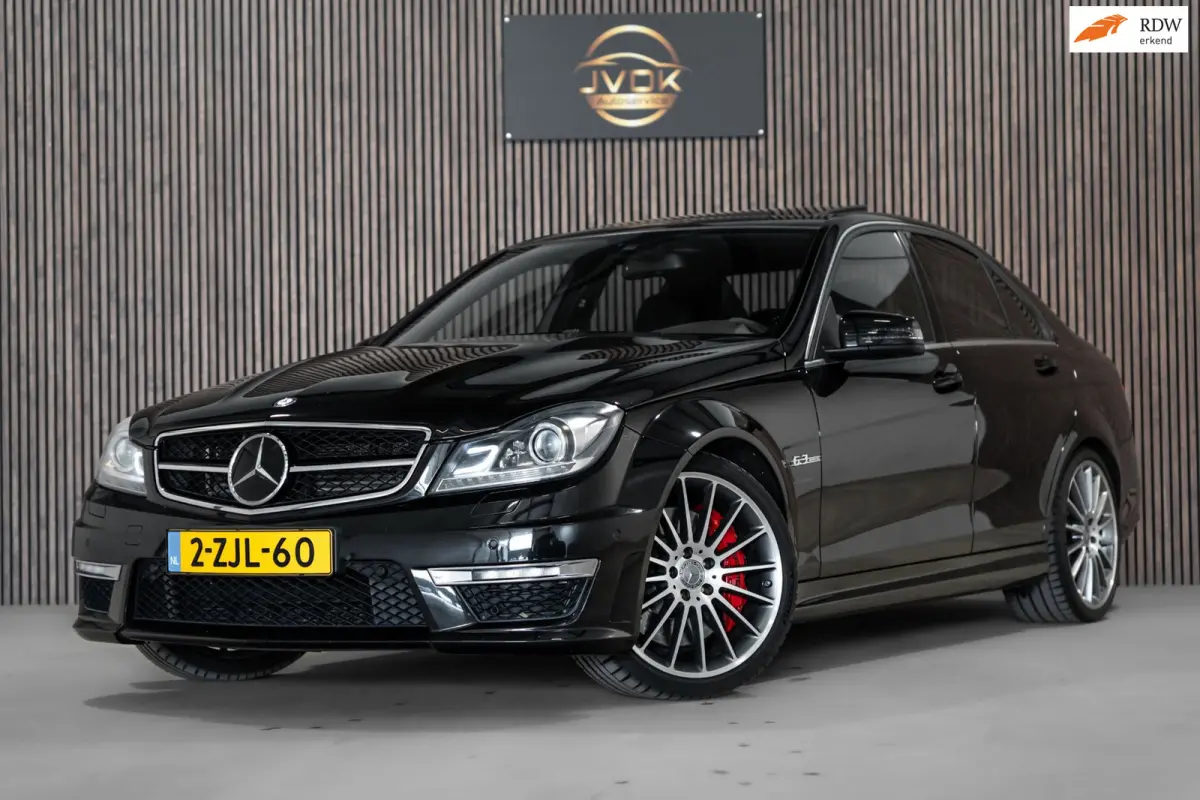 AMG 63 Performance Package 487PK Carbon