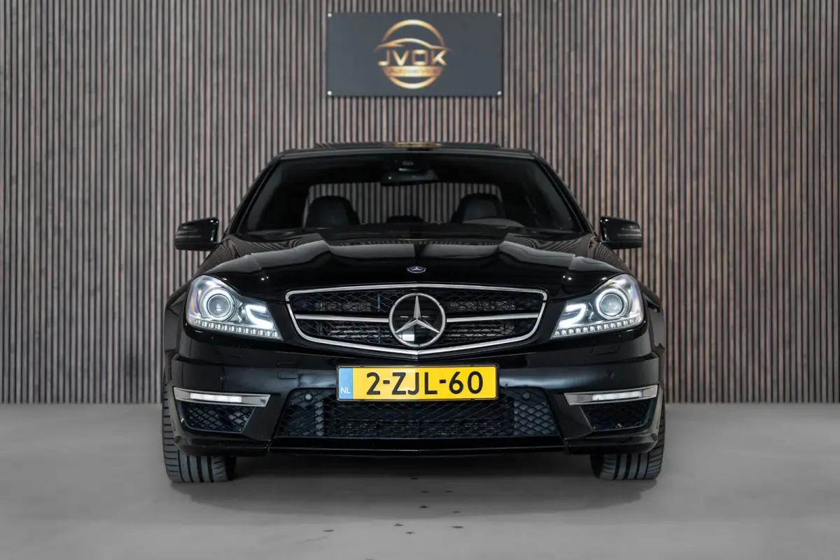 AMG 63 Performance Package 487PK Carbon