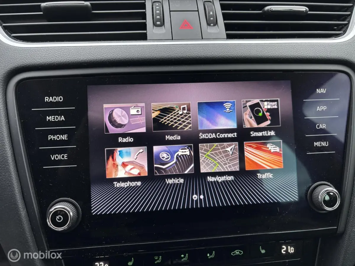 1.0 TSI Greentech Business Edition.