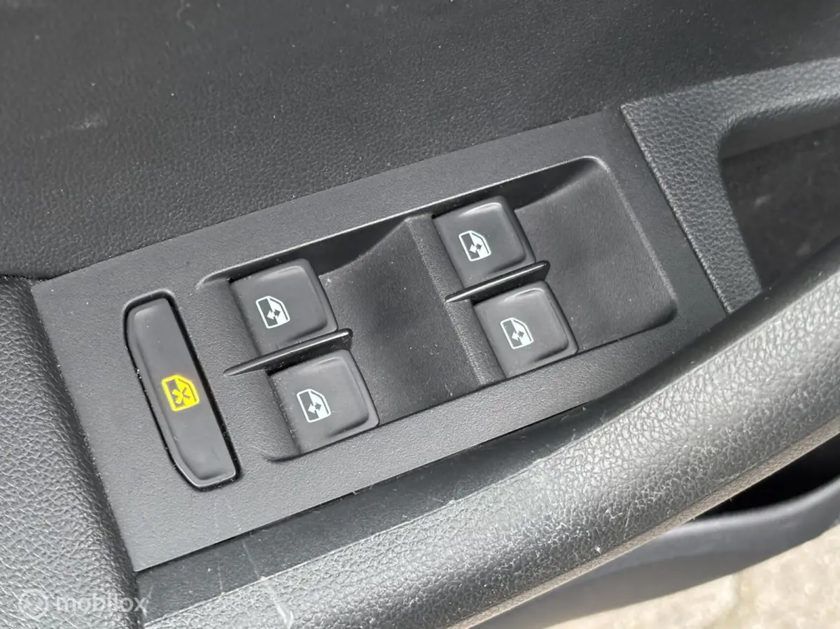 1.0 TSI Greentech Business Edition.