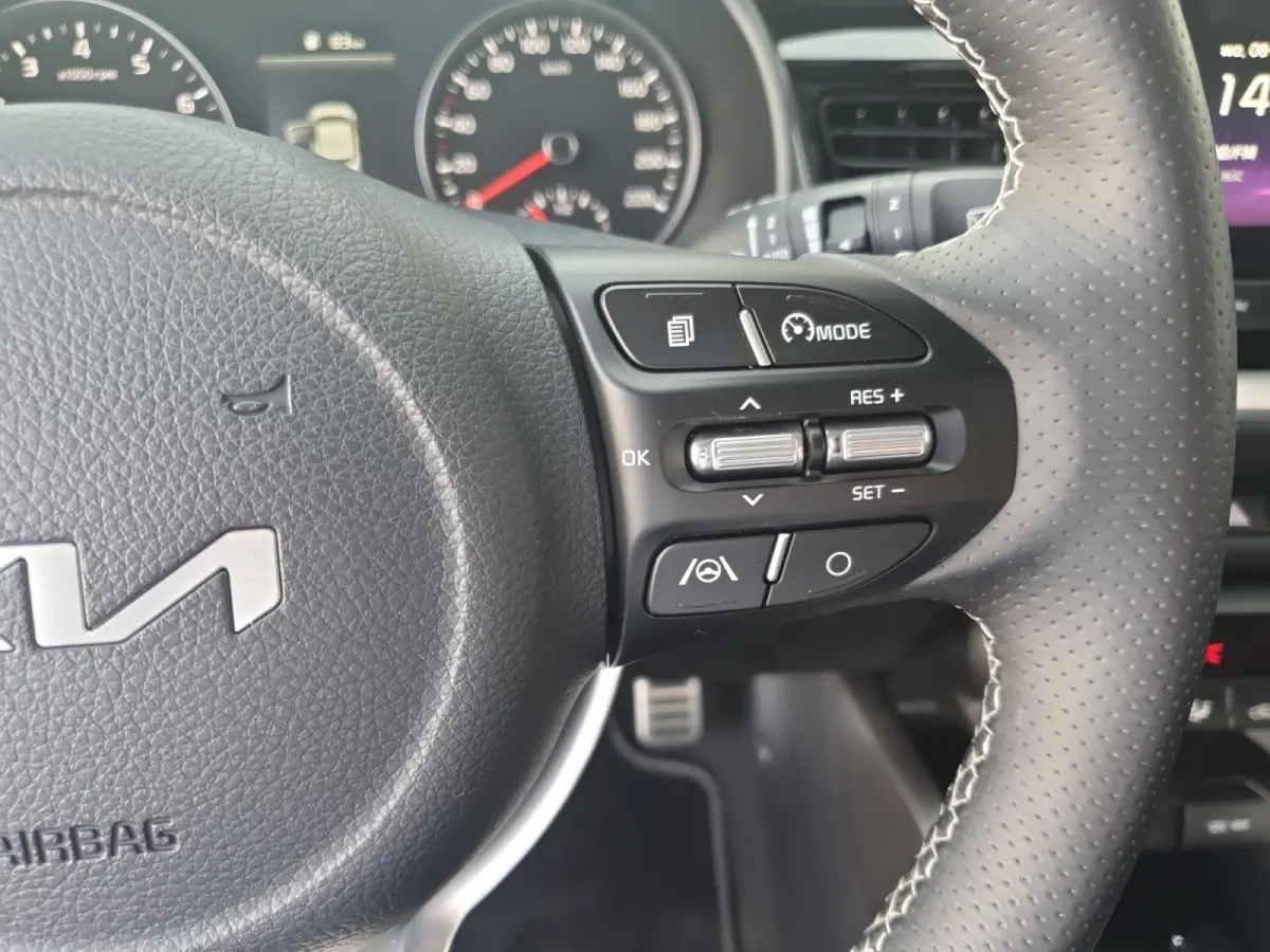 1.0T MHEV GT-PlusLine | Schuifdak | Stoel en stuurverwarming | Navigatie | Camera | Climate control | Cruise control | Getinte ramen achter | Parkeersensoren voor en achter |