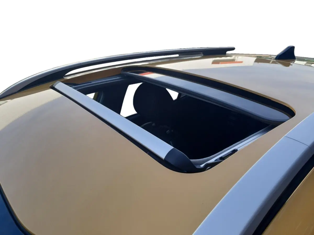 1.0T MHEV GT-PlusLine | Schuifdak | Stoel en stuurverwarming | Navigatie | Camera | Climate control | Cruise control | Getinte ramen achter | Parkeersensoren voor en achter |