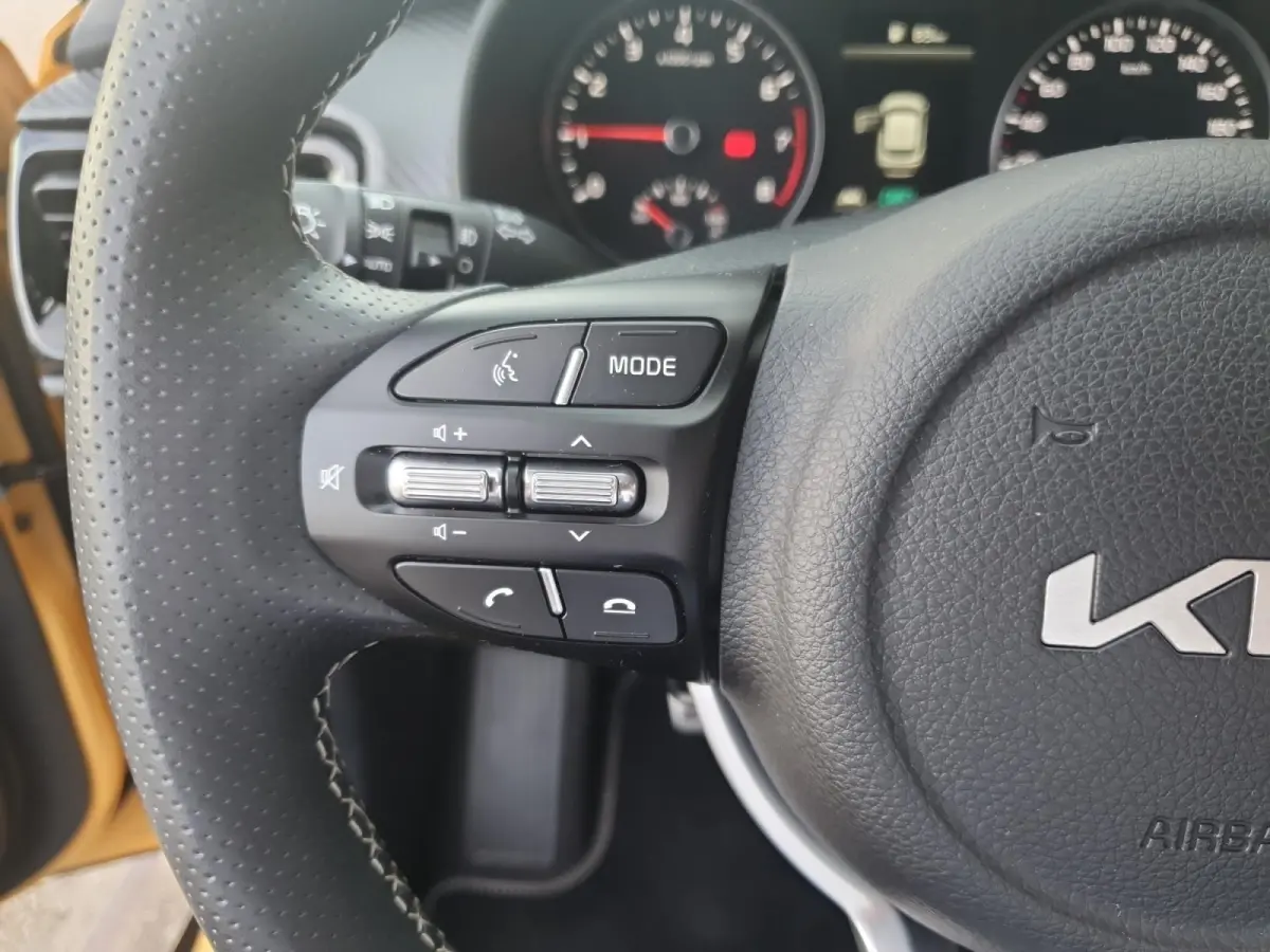 1.0T MHEV GT-PlusLine | Schuifdak | Stoel en stuurverwarming | Navigatie | Camera | Climate control | Cruise control | Getinte ramen achter | Parkeersensoren voor en achter |