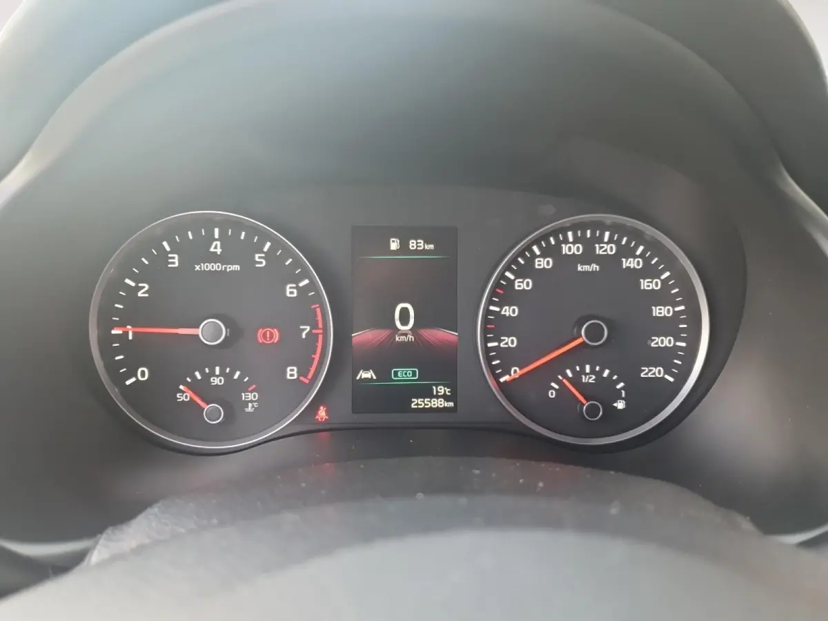 1.0T MHEV GT-PlusLine | Schuifdak | Stoel en stuurverwarming | Navigatie | Camera | Climate control | Cruise control | Getinte ramen achter | Parkeersensoren voor en achter |