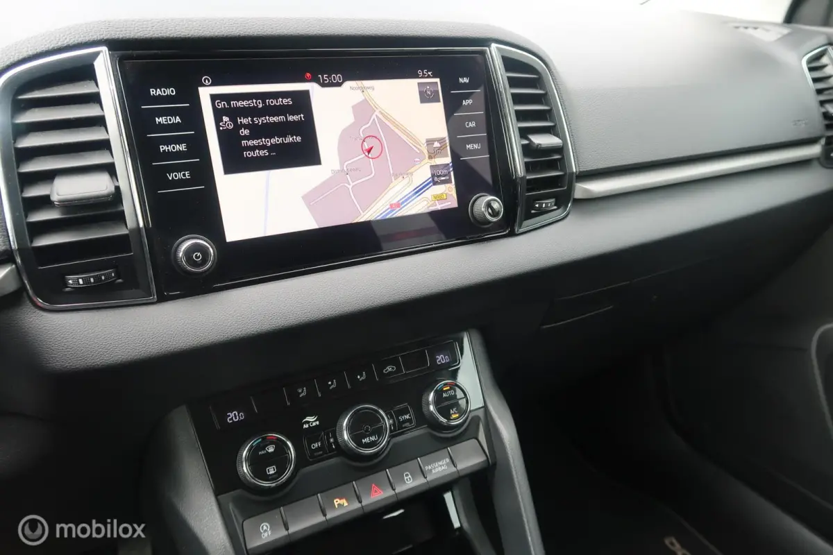 1.0 TSI Style Business,CARPLAY,NAVI,CLIMA,CAMERA