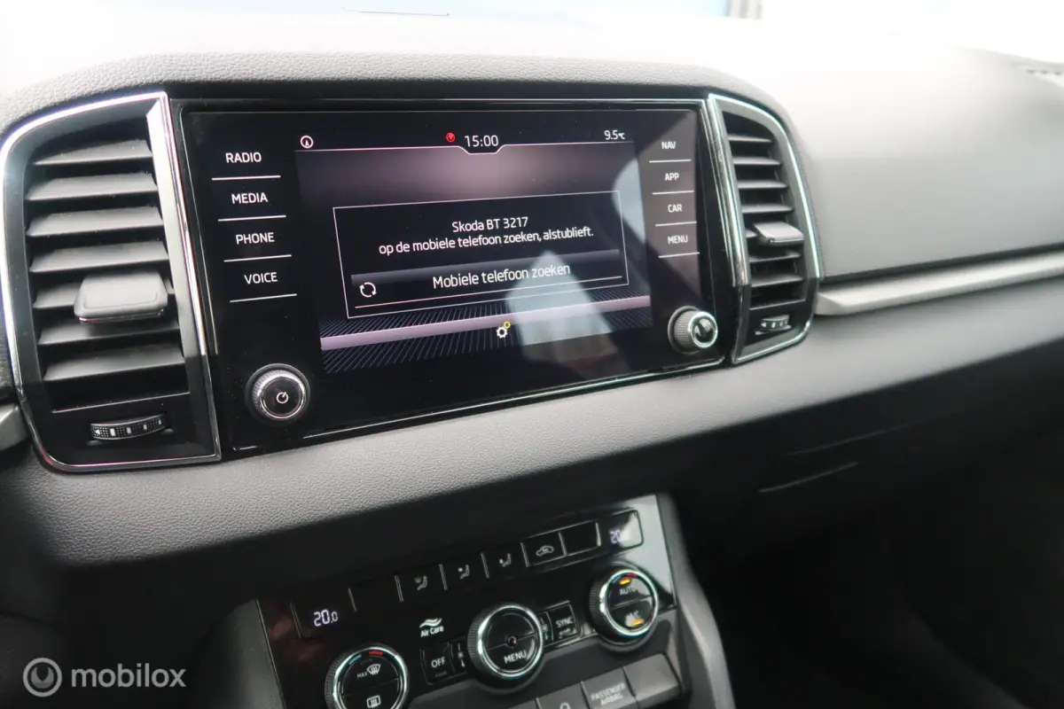 1.0 TSI Style Business,CARPLAY,NAVI,CLIMA,CAMERA