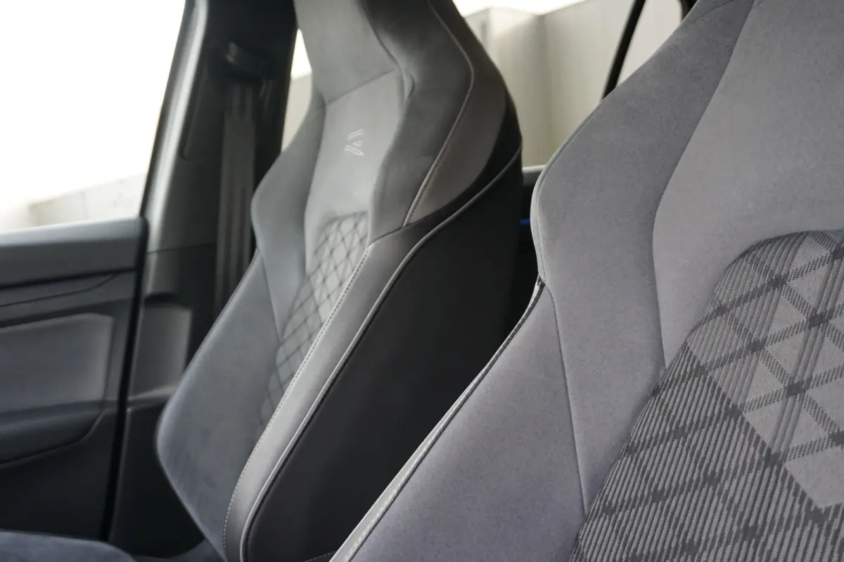 1.5 TSI R-Line | IQ LED | CAMERA | Harman/Kardon | ACC |