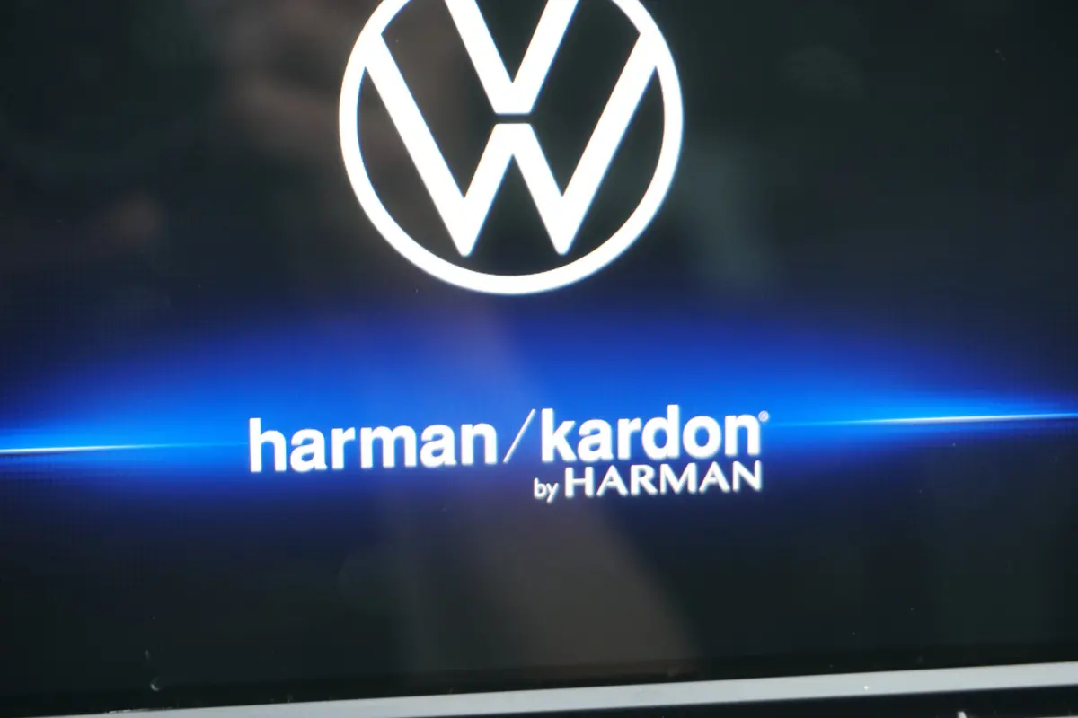 1.5 TSI R-Line | IQ LED | CAMERA | Harman/Kardon | ACC |