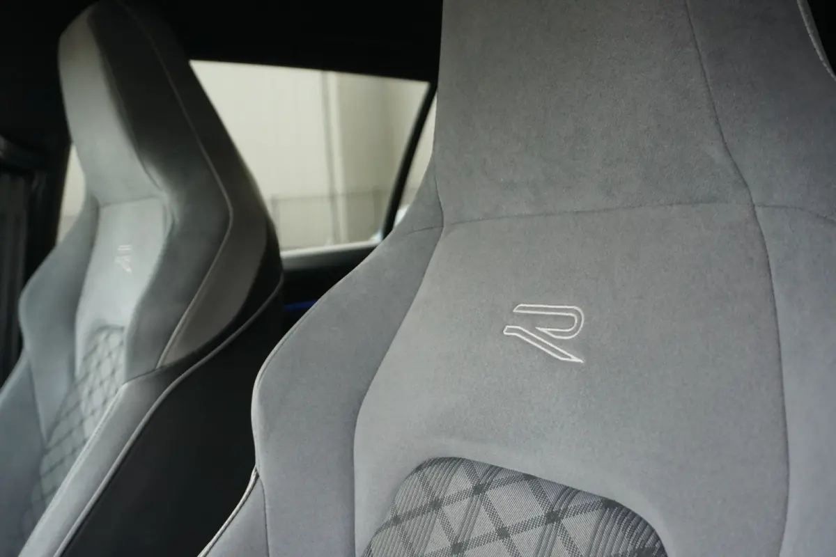 1.5 TSI R-Line | IQ LED | CAMERA | Harman/Kardon | ACC |