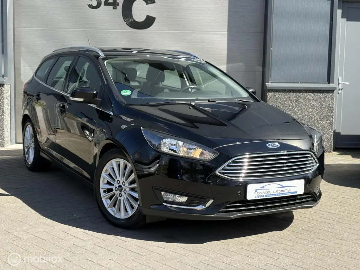 1.0 Titanium Navi/Pakeersensoren nette auto