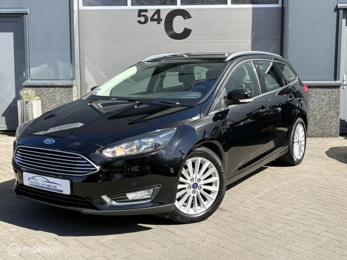 1.0 Titanium Navi/Pakeersensoren nette auto