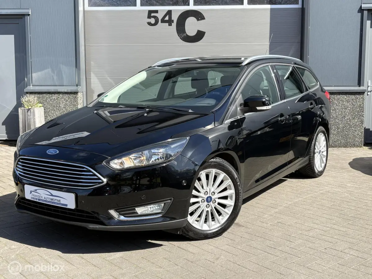 1.0 Titanium Navi/Pakeersensoren nette auto
