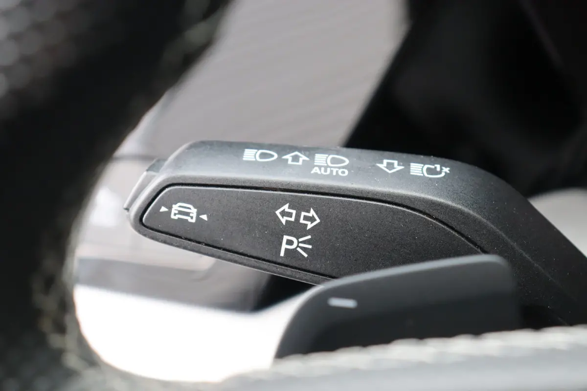 35 TFSI 150PK S EDITION AUTOMAAT / NAVI / LEDER / CLIMA / FULL-LED / PDC / KEYLESS / 18" LMV / CAMERA / 2X S-LINE / ADAPT. CRUISECONTROL !!