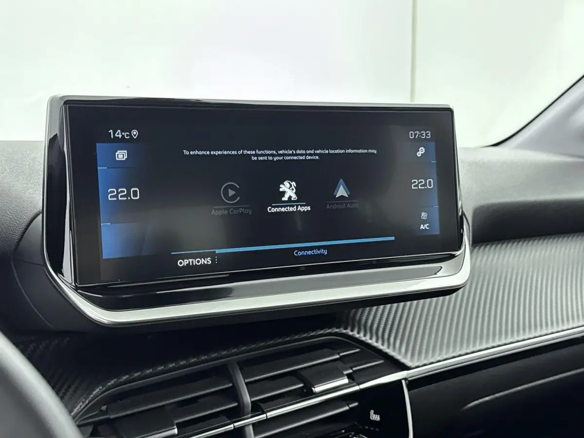 1.2 100pk Allure Pack | Lichtmetalen velgen | Camera | Climate control | Navigatie | Cruise control |
