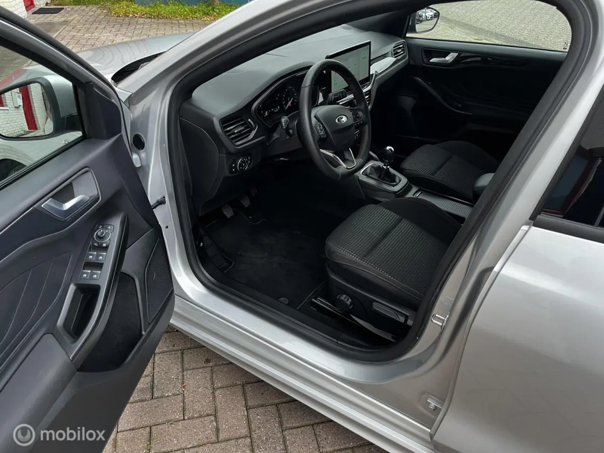 1.0 EcoBoost Hybrid ST Line