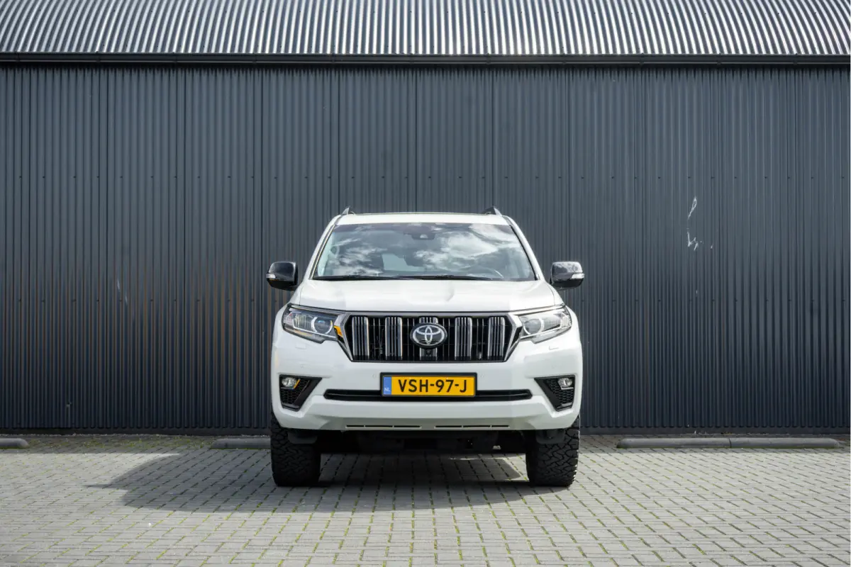 2.8D-4D | 204 PK | 4X4 | Vol Opties | Automaat | Luchtvering | 360° camera | Adapt.Cruise | Stoelverw. & -koeling | LED
