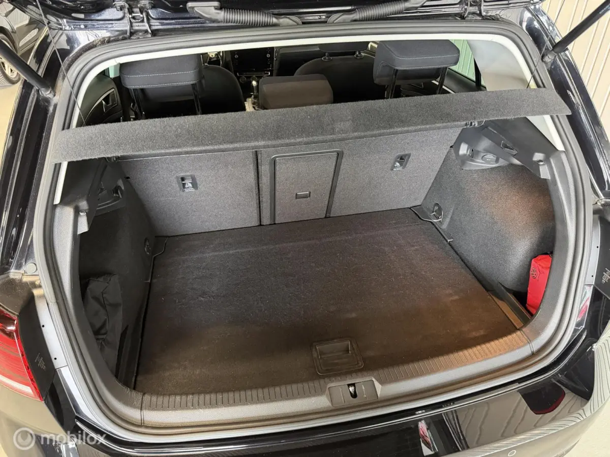 1.0 TSI Highline IQ drive stoelverwarm. navi