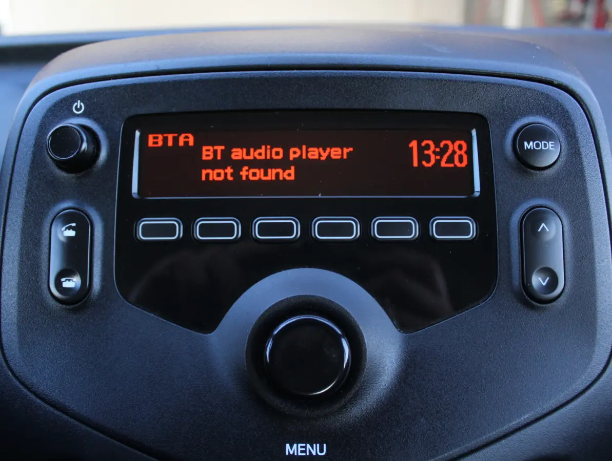 1.0 VVT-i x-fun AIRCO | CV | LED | STB | BLUETOOTH | ELRM | ISOFIX
