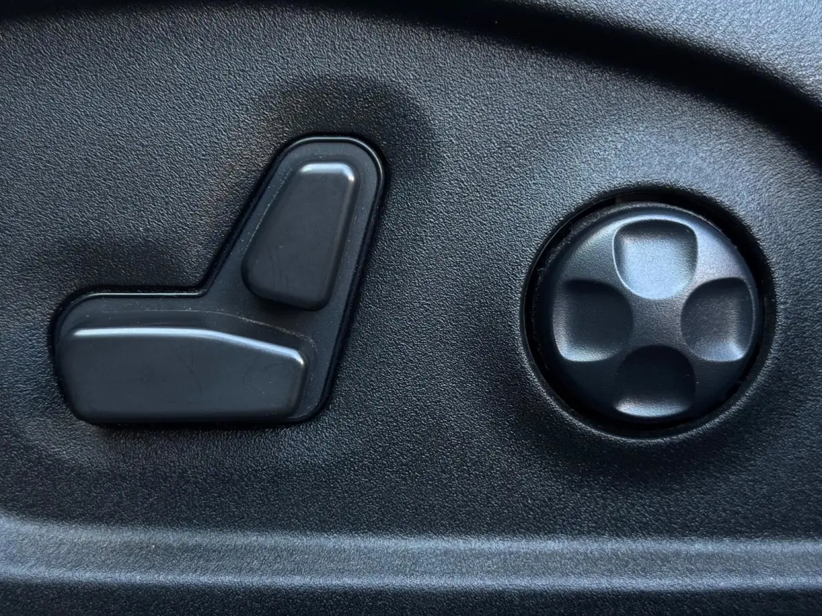 4xe 240 Plug-in Hybrid S | Camera | Leder | Stoelverwarming
