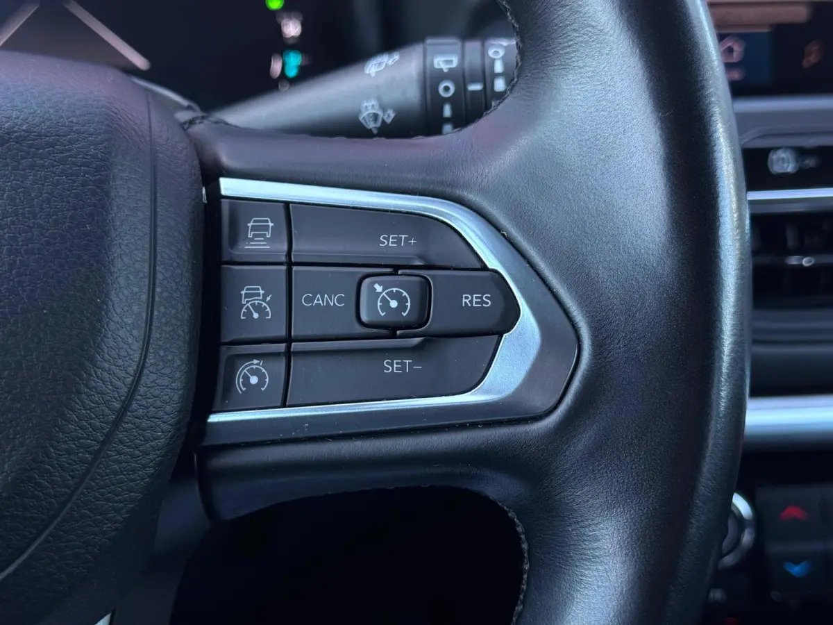 4xe 240 Plug-in Hybrid S | Camera | Leder | Stoelverwarming