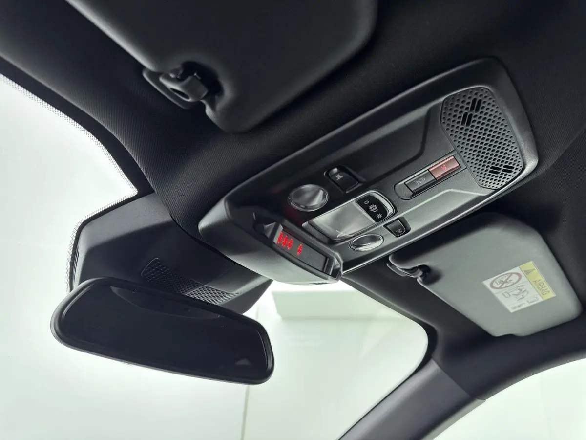 SUV 145pk Allure Hybrid | Adaptieve Cruise Control | 360 Camera | LED Koplampen | Navigatie | CarPlay