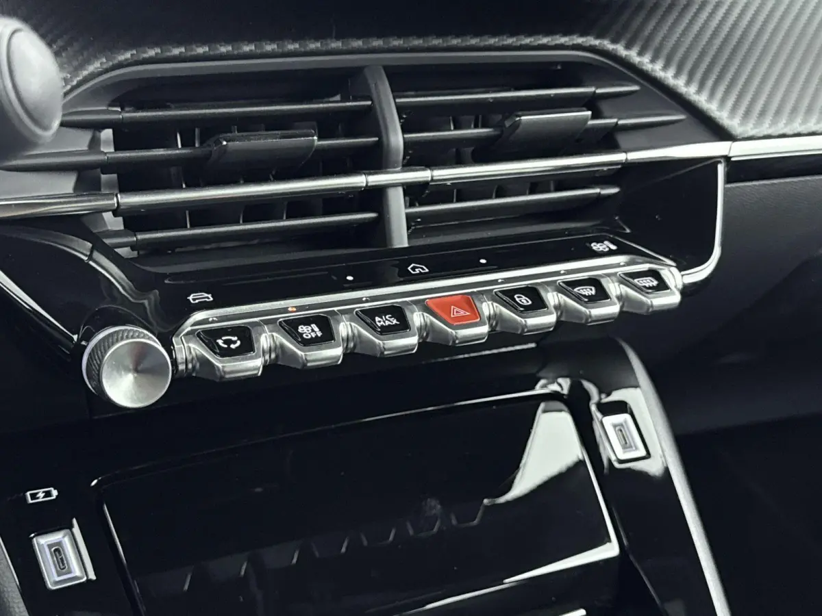 SUV 145pk Allure Hybrid | Adaptieve Cruise Control | 360 Camera | LED Koplampen | Navigatie | CarPlay