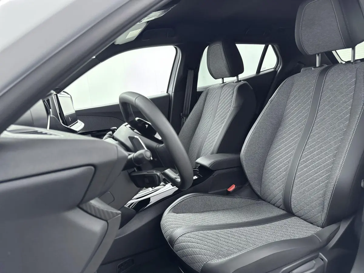SUV 145pk Allure Hybrid | Adaptieve Cruise Control | 360 Camera | LED Koplampen | Navigatie | CarPlay